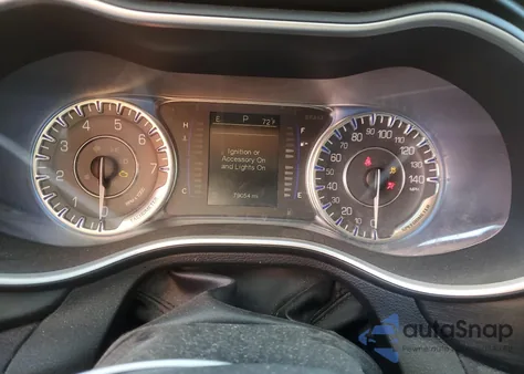 2015 Chrysler 200 Limited z USA, uszkodzony, nr VIN 1C3CCCAB9FN502558